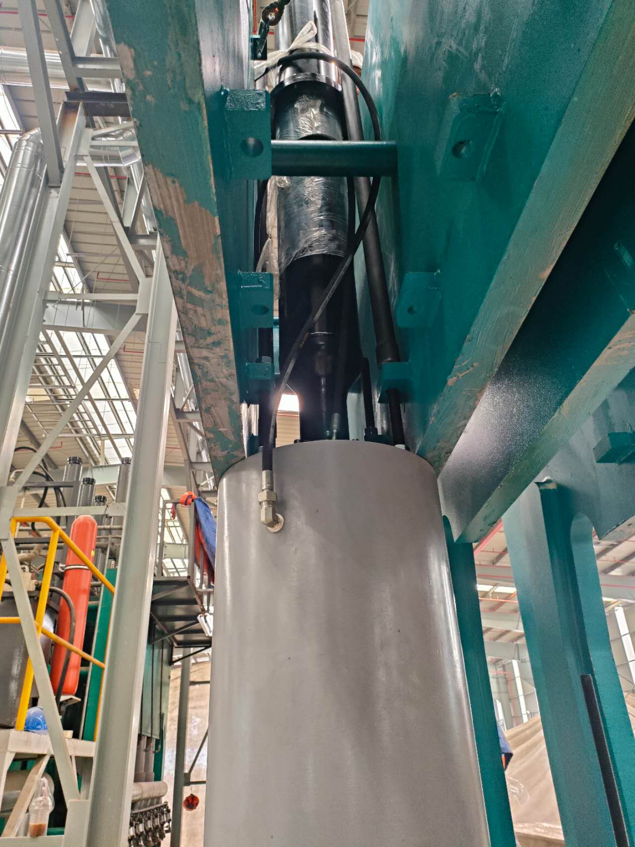 melmaine press machine